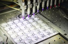 控制精密PVC點膠機(jī)的調(diào)試方法